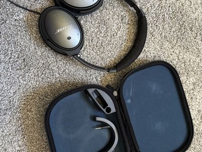 Bose noise canceling headphones with Bluetooth adapter