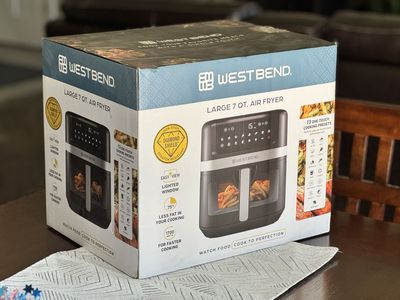 West Bend 7 Qt Air Fryer - New Sealed - 13 Presets