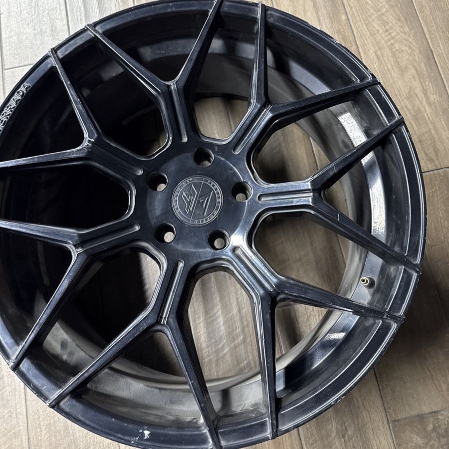 Single 22" Velgen Wheel