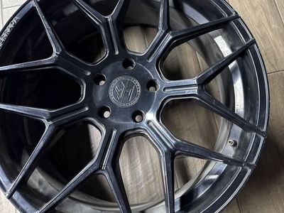 Single 22" Velgen Wheel