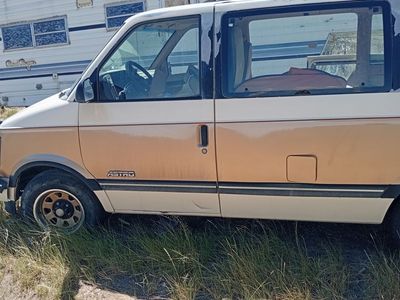 Parting out motor home and Astro van