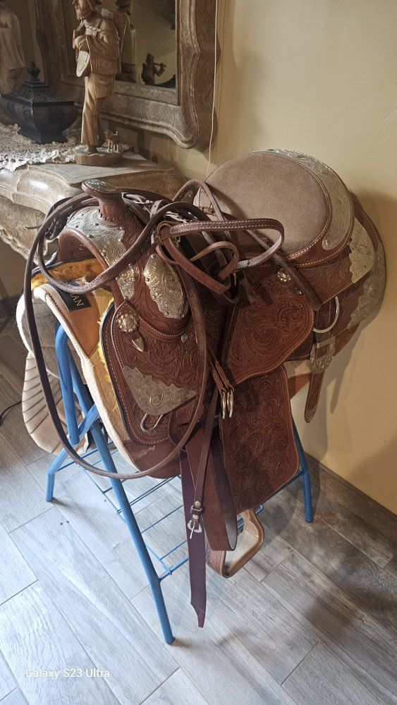 1 16" Double T Show Saddle & Complete Horse Riding