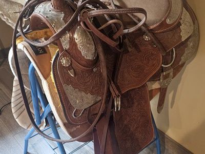 1 16" Double T Show Saddle & Complete Horse Riding