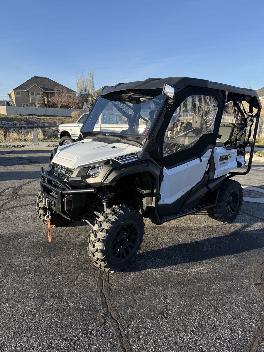 2021 Honda Pioneer, Loaded with only 185 miles