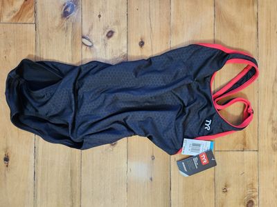 TYR Maxfit Swimsuit - Hexa - Black & Red Size 30 Women's