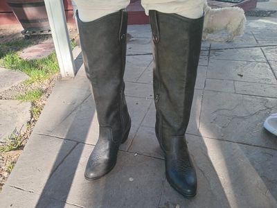 Mossimo Esmeralda Charcoal High Boots, Size 8