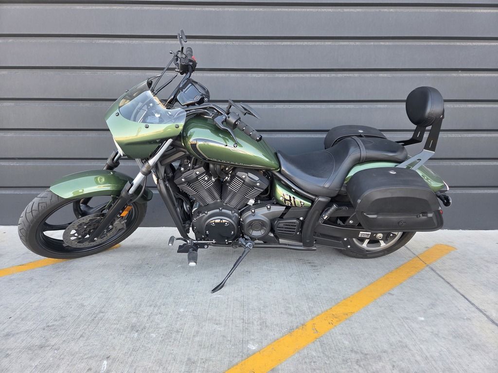 2015 Yamaha Stryker® Bullet Cowl