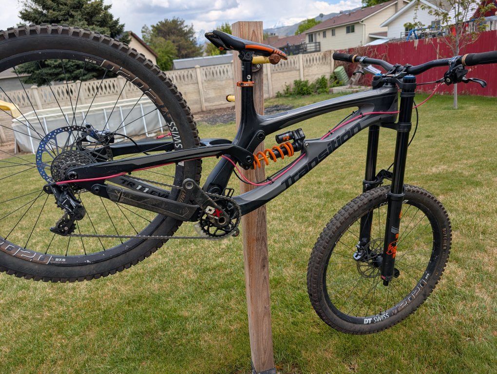 Transition TR11 Downhill Bike (M size)