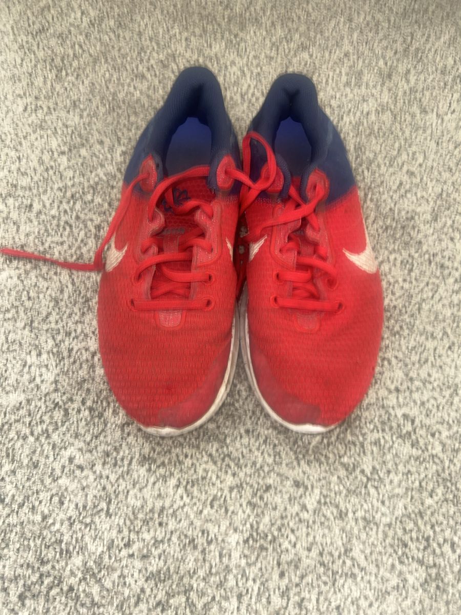 Nike Red & Blue Athletic Sneakers size 8