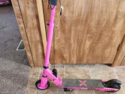 Like new Hover-1 x-Flare Folding Electric Scooter for Kids
