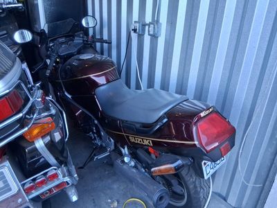 1988 Suzuki Katana Motorcycle - Maroon Sport Touring Bike