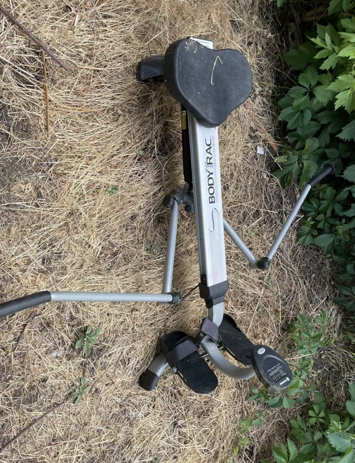 Free Rowing Machine