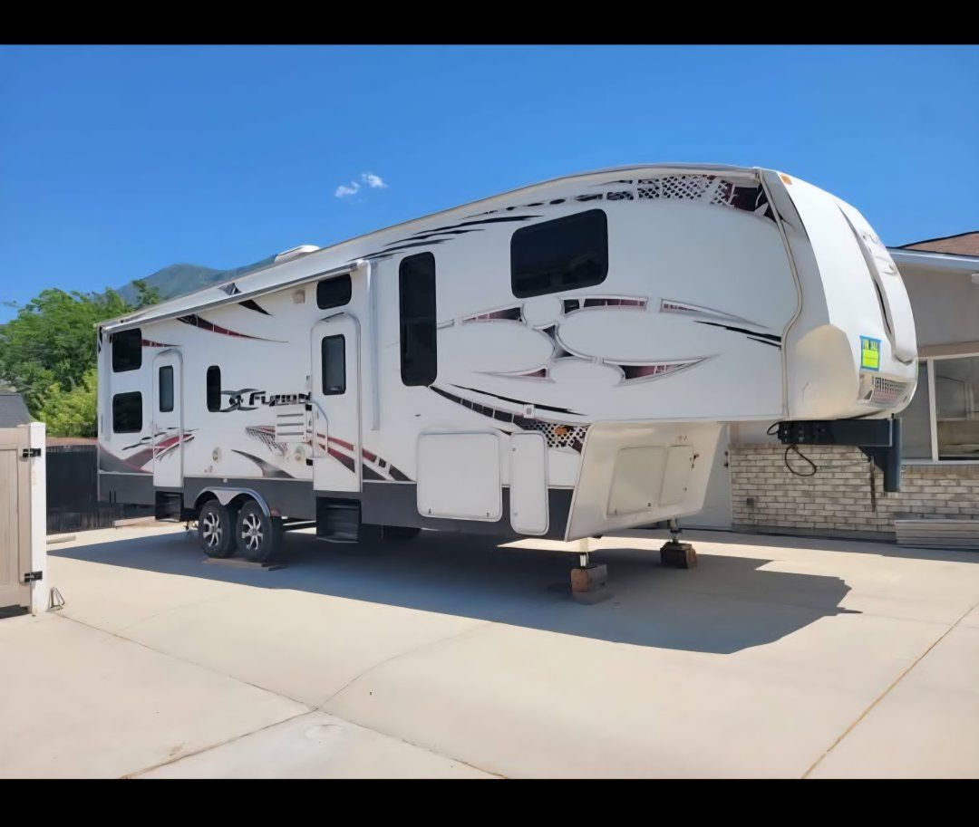 Fuzion Toy Hauler