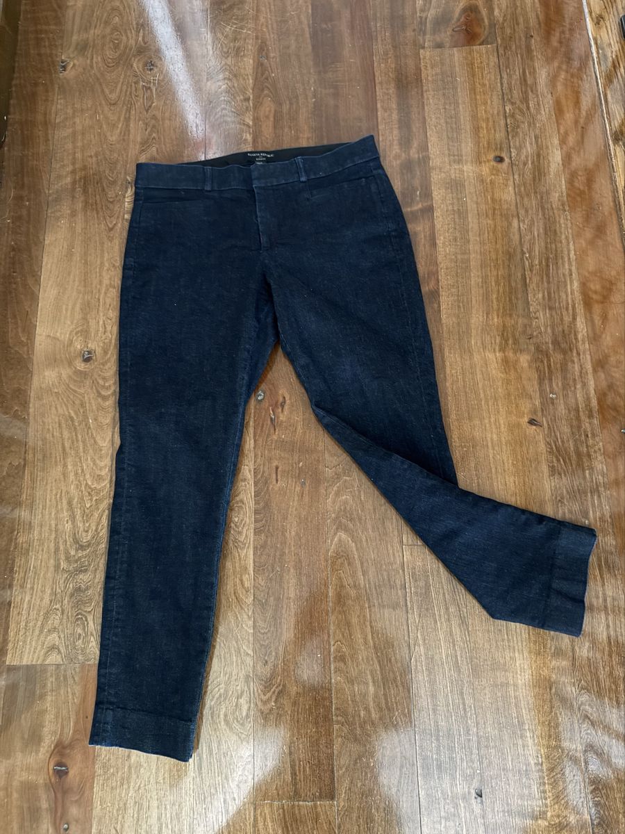 Banana Republic dark wash cropped jeans Sloan fit size 4 inseam 25 1/2