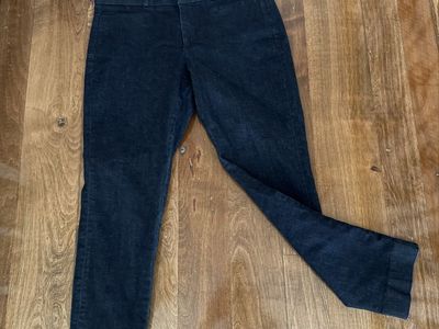 Banana Republic dark wash cropped jeans Sloan fit size 4 inseam 25 1/2
