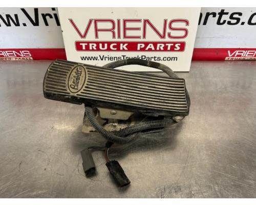 Used Peterbilt Left Electronic Throttle Pedal, Part # D21-6002