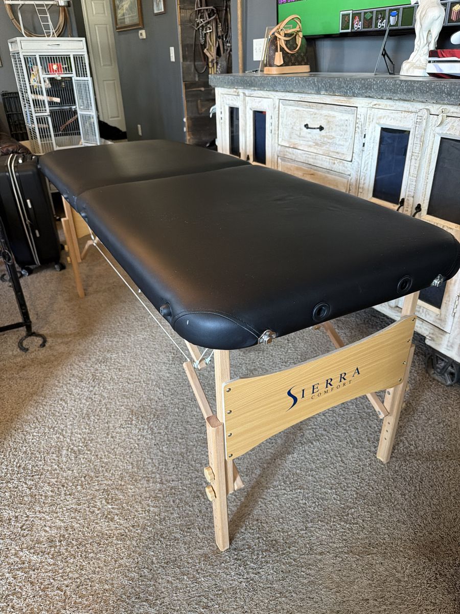 Sierra Folding Massage Table 