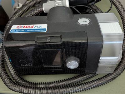 ResMed AirSense 10 CPAP Machine Package with Mask, Hose & Travel Bag