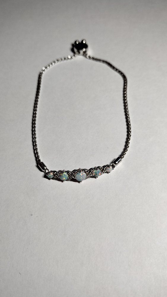 SILVER OPAL BRACELET (ADJUSTABLE)