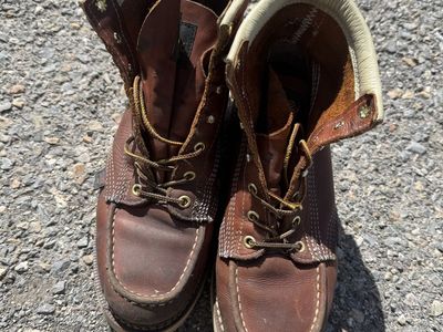 Thorogood men’s work boots soft toe size 8