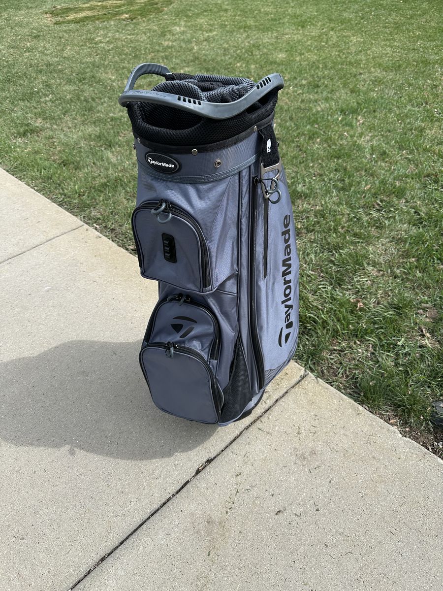 TaylorMade Golf Bag