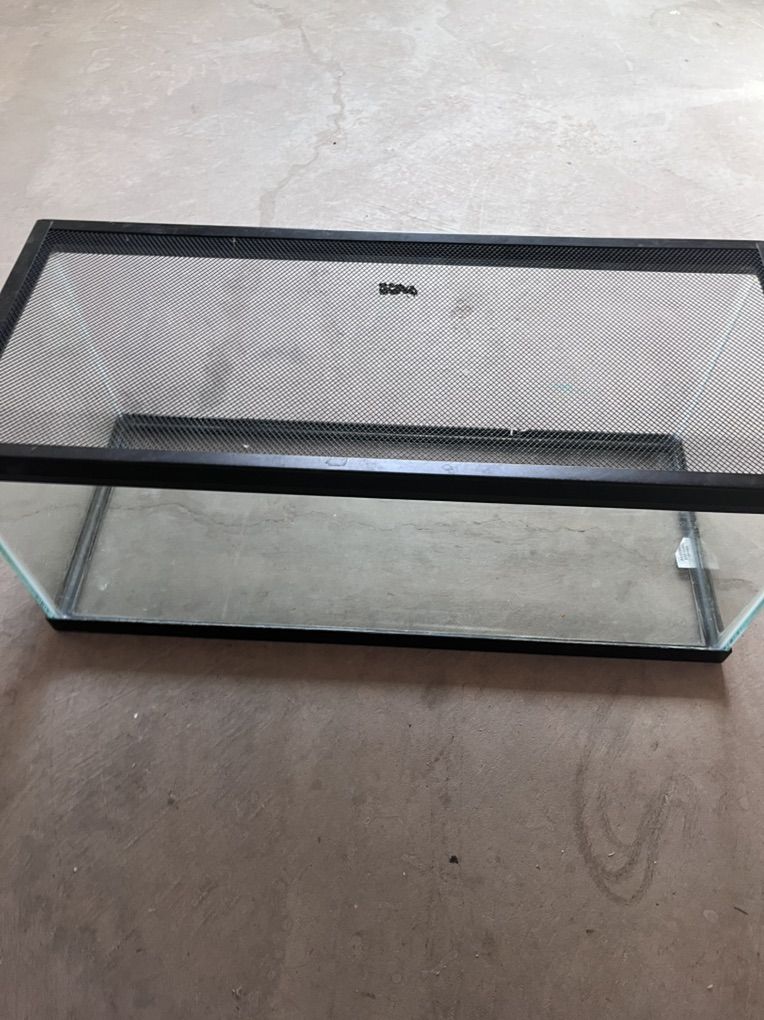 20 Gallon Reptile Cage With Lid
