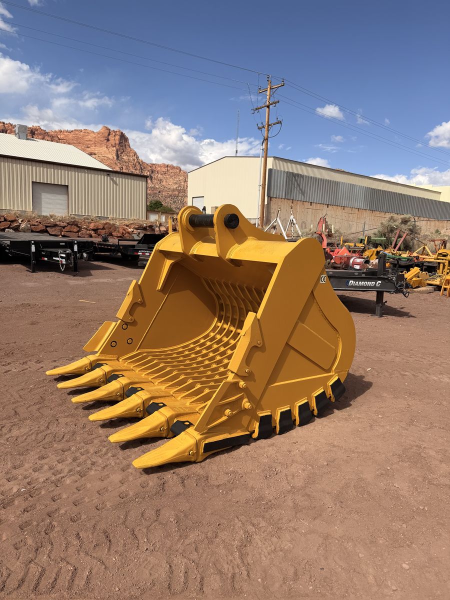 NEW!! 78" Excavator Skeleton Bucket With Teeth