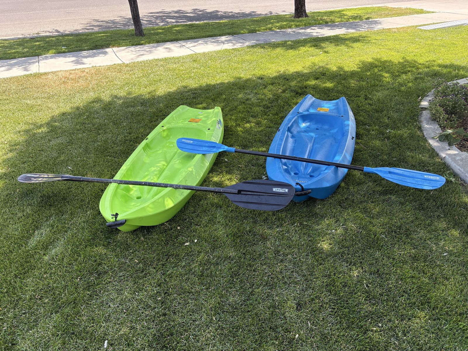 Lifetime Wave Kayaks