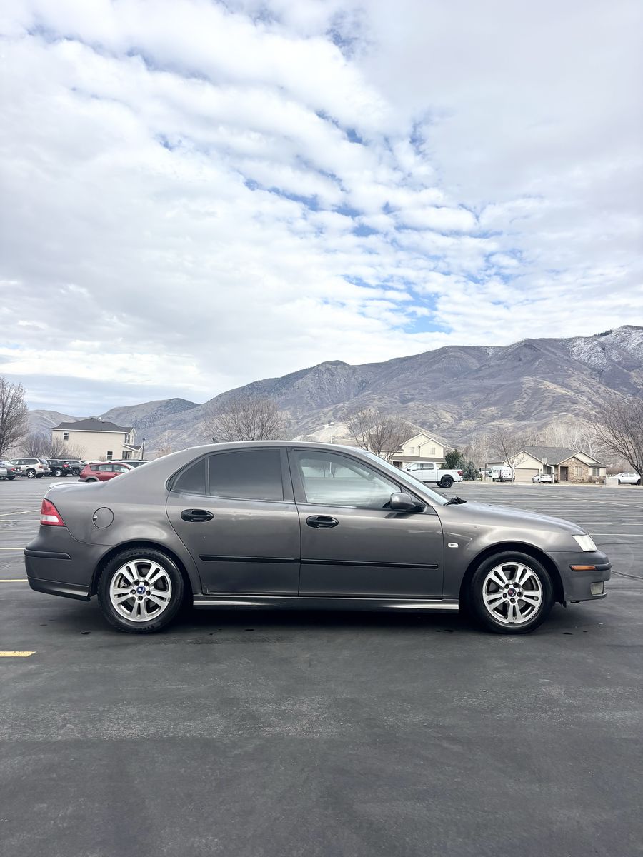2005 SAAB 93 2.0T Sport