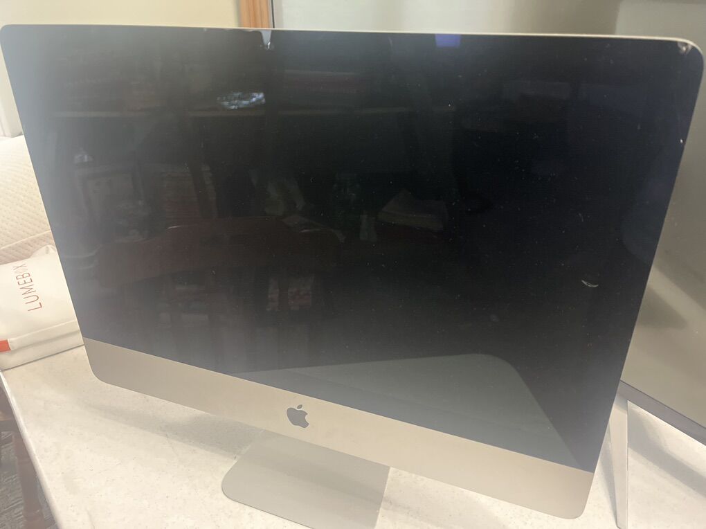 iMac 21.5 inch Computer