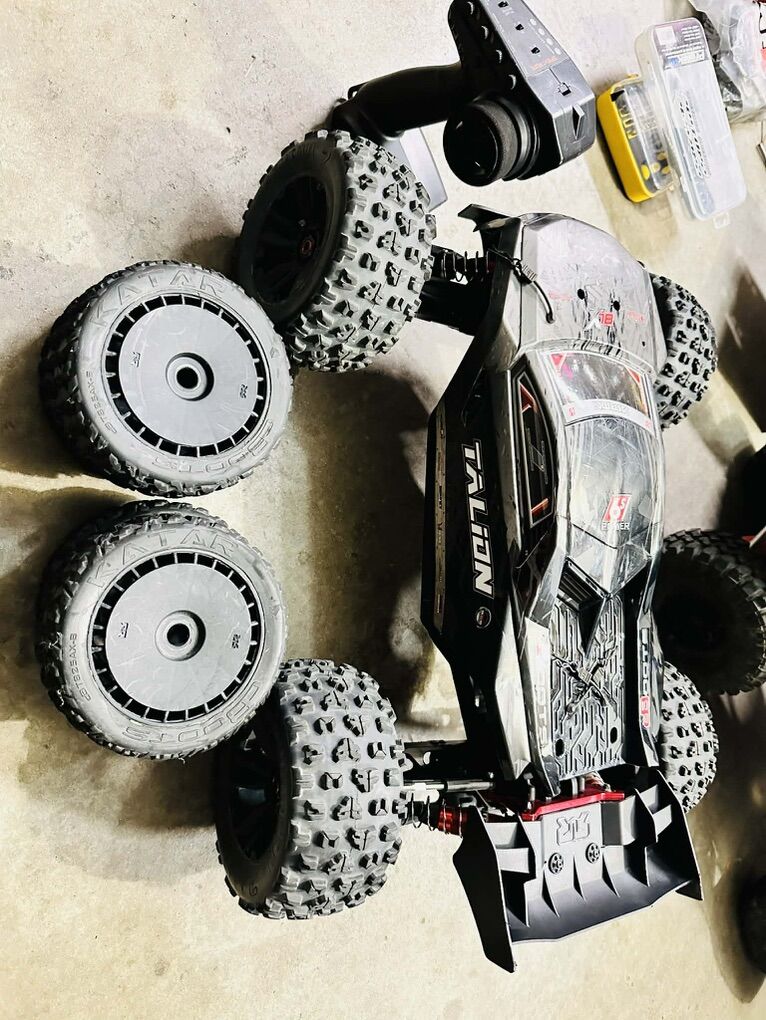 Arrma Talion 6S EXB Like New