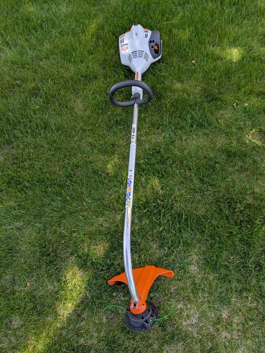 Stihl FS 40 C Gas-Powered Curved Shaft String Trimmer Weed Wacker
