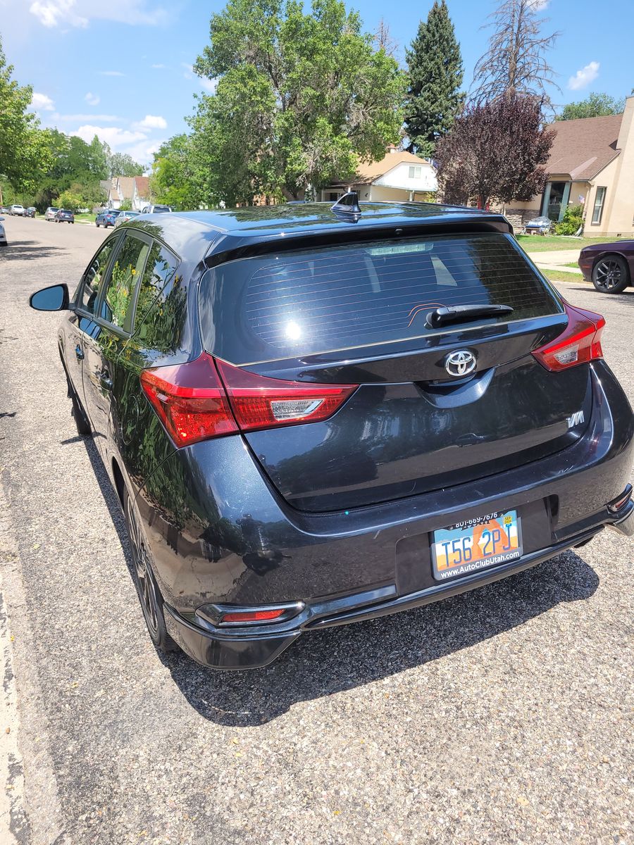 2017 Toyota Corolla iM Hatchback