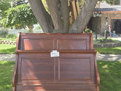 Queen Sleigh Bed