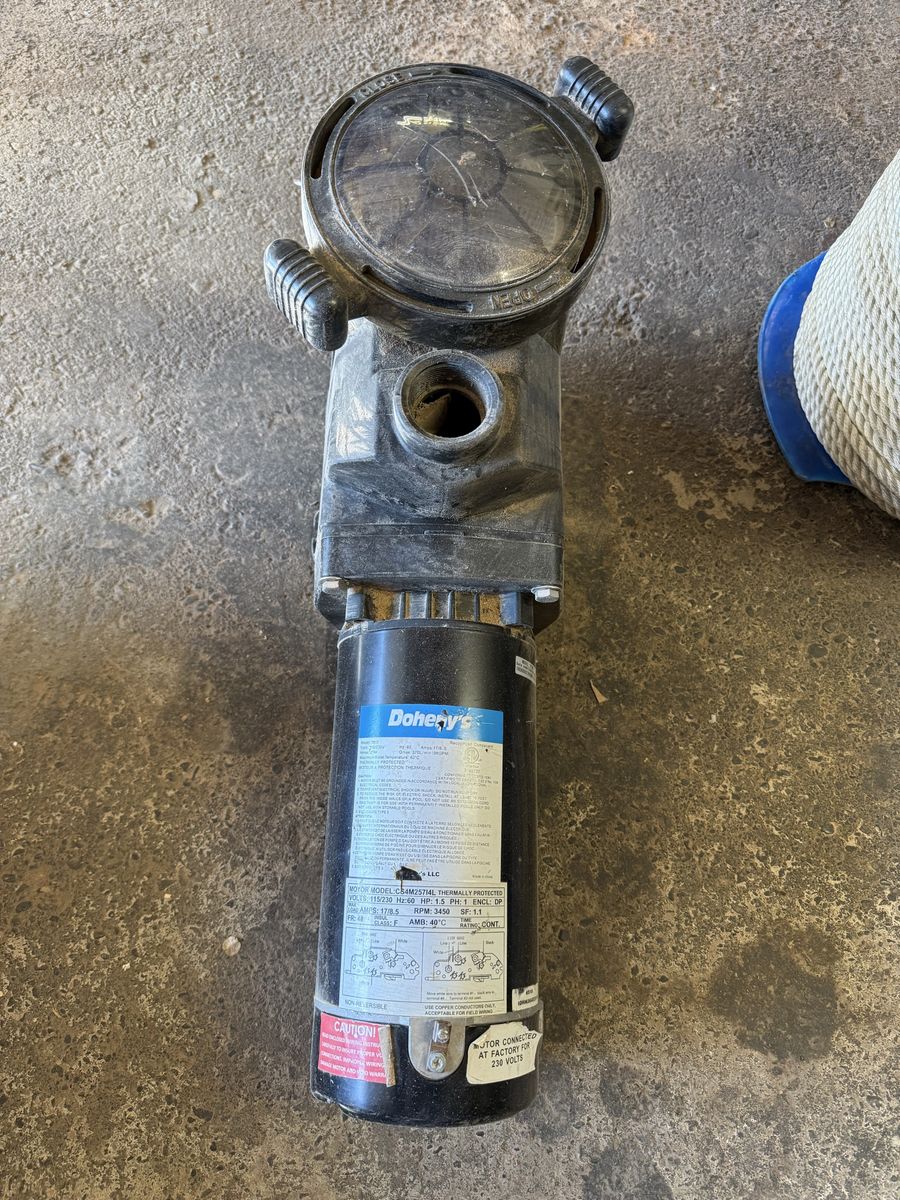 Pool pump 1.5 HP