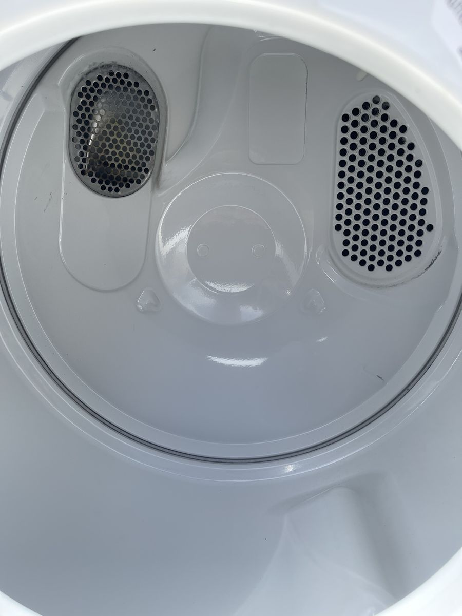Main image 6