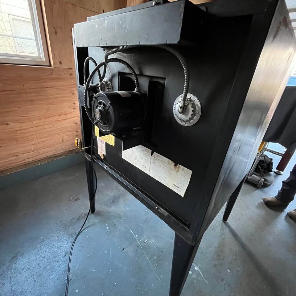 Main image 3