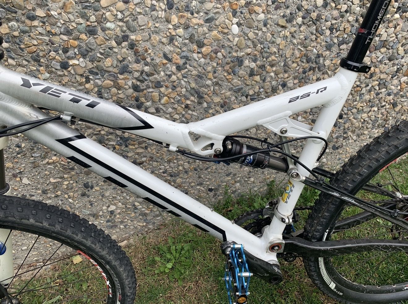 Yeti ASR-R Full Suspension Mountain Bike - 26 inch Wheels