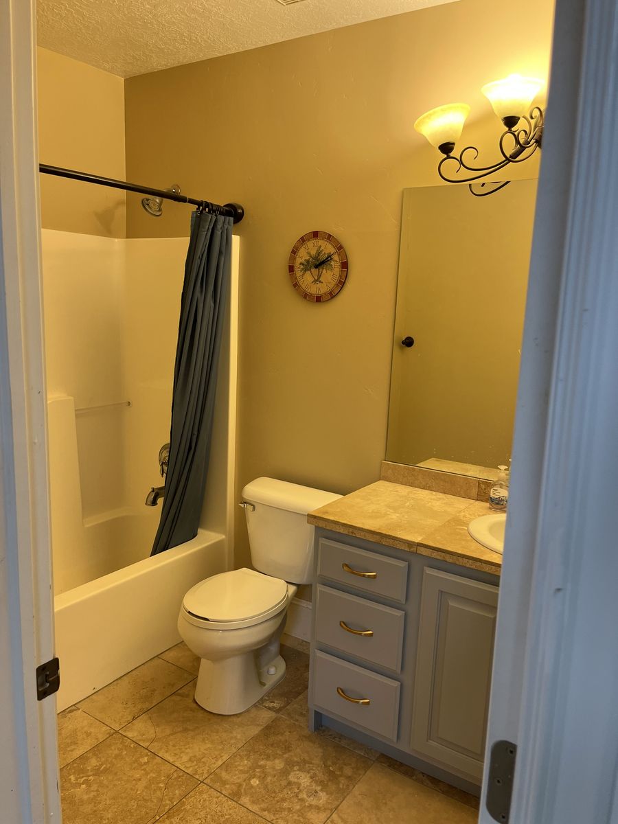 Main image 13