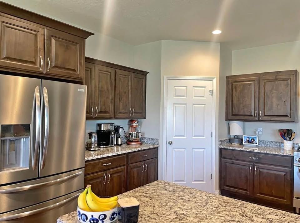 Main image 4