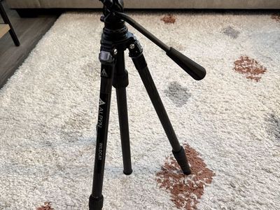 Tripod