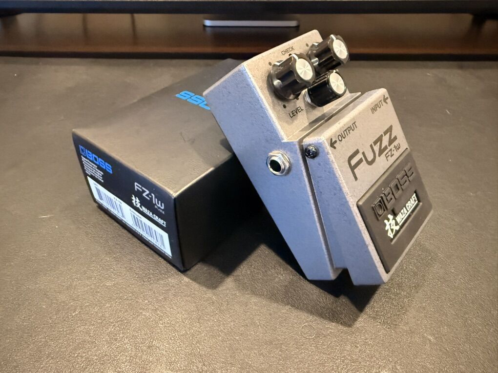 Boss Waza Craft Fuzz Pedal FZ-1w