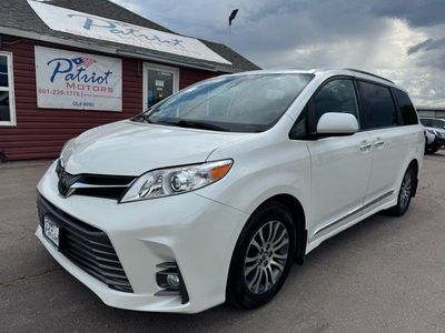 2020 Toyota Sienna XLE 8-Passenger