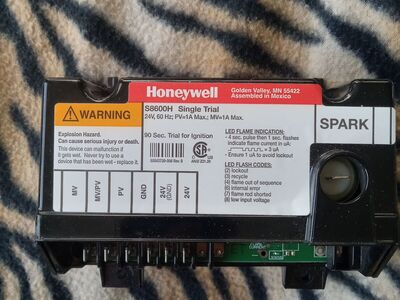 Honeywell S8600H pool/spa furnace ignition module