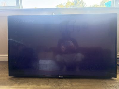 Onn Roku Smart TV 43”