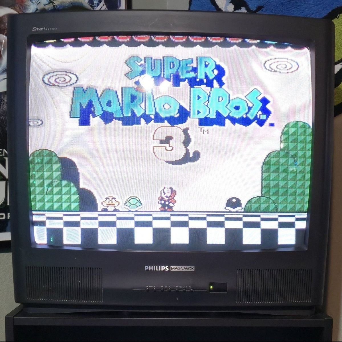 Phillips Magnavox 26 in retro gaming CRT TV