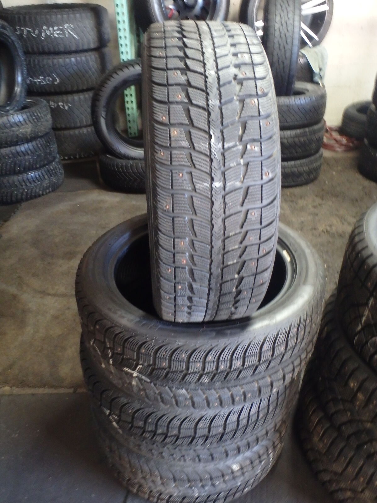 205/50R17 FEDERAL HIMALAYA WS2 SET OF USED WINTER TIRES