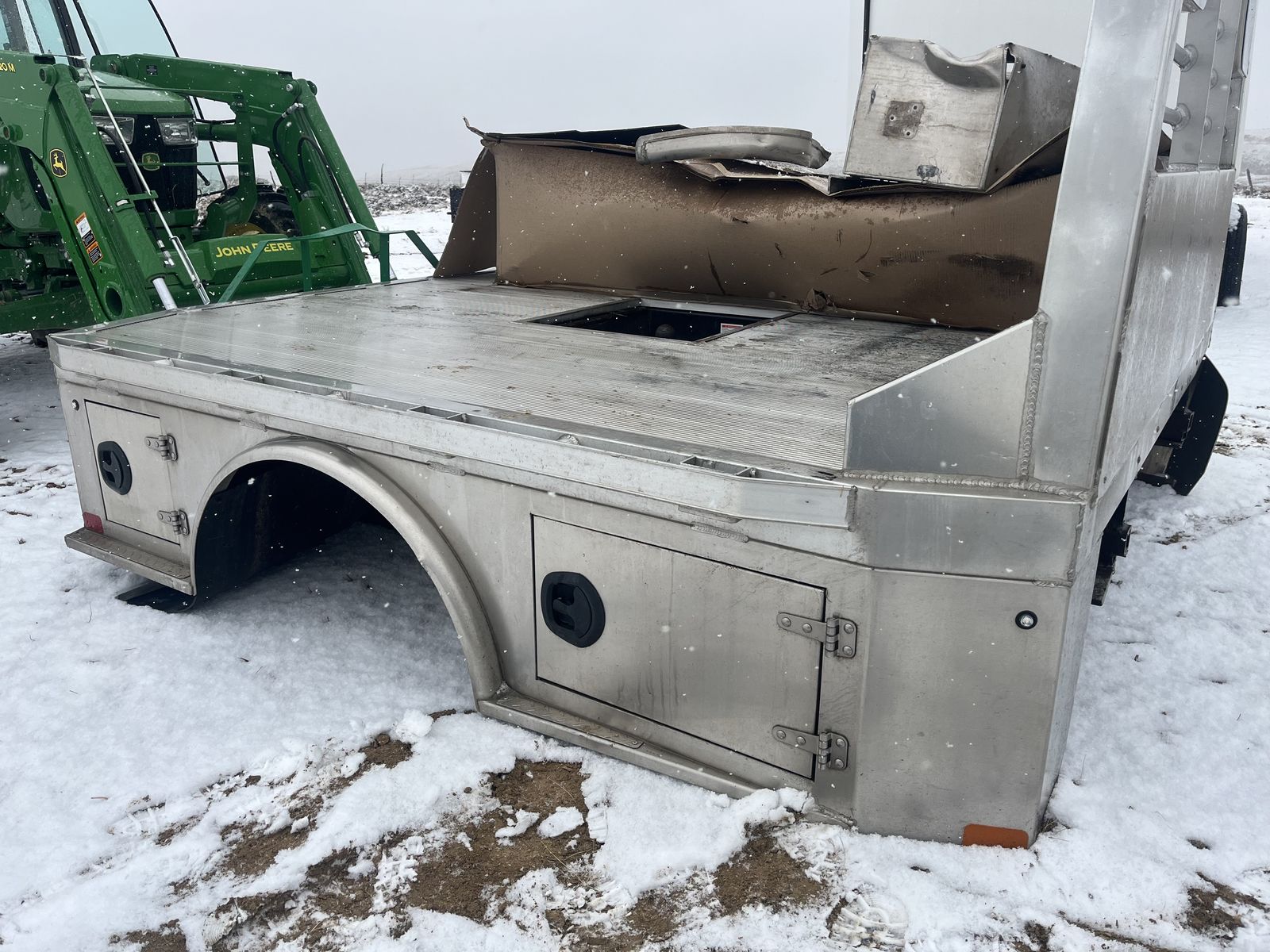 CM Skirted Aluminum Dually Bed