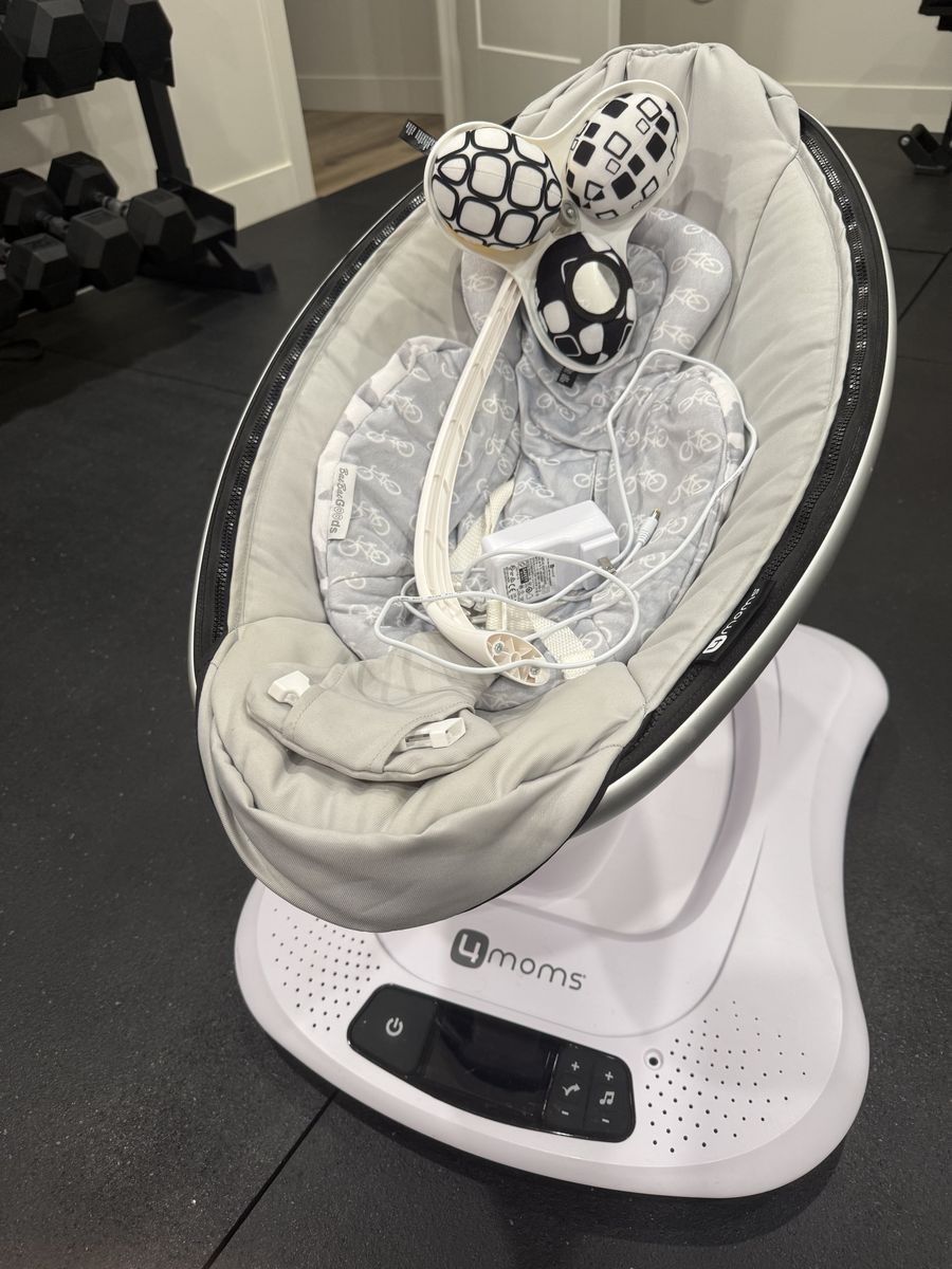 4Moms MamaRoo Gray Swing