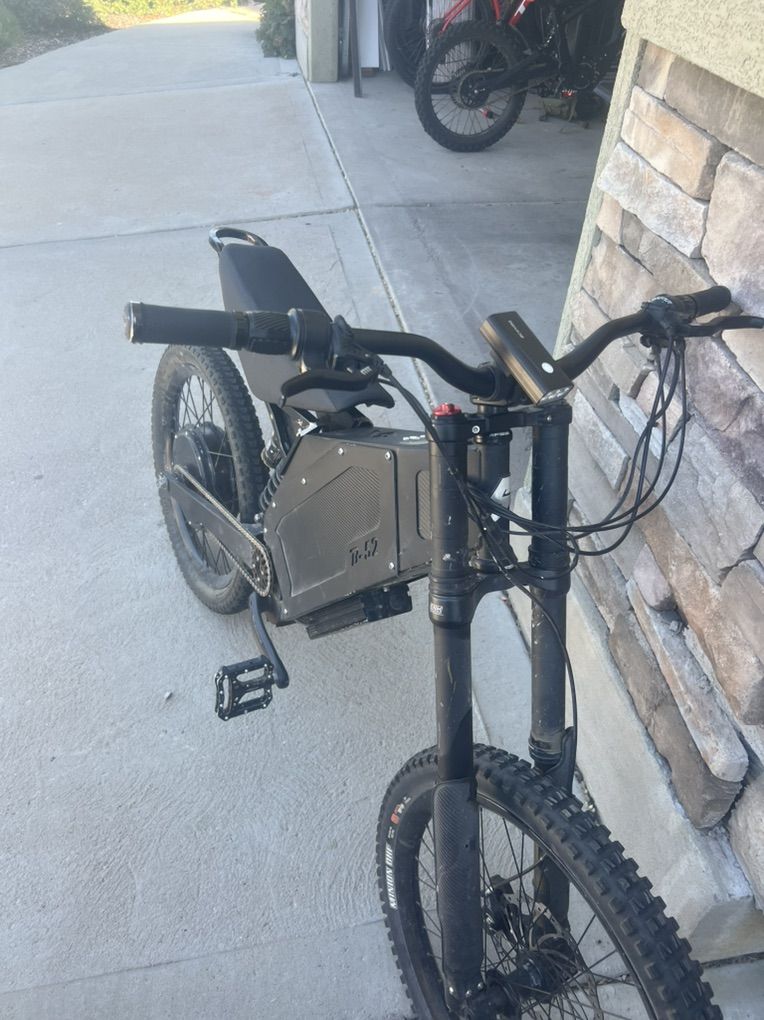 B52 Stealth Ebike, Like Surron/talaria